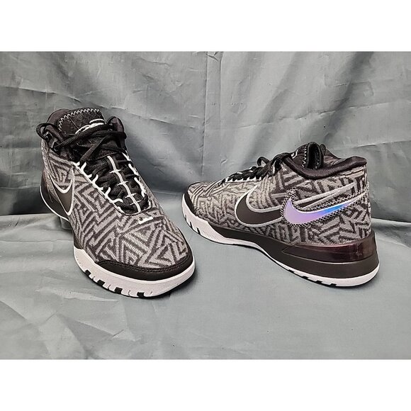 Nike Men's LeBron LBJ NXXT Genisus Sneakers Black Grey White Size 8 NEW IN BOX! - Picture 1 of 12